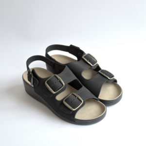 omaking-sandaalid-m520-must-v1